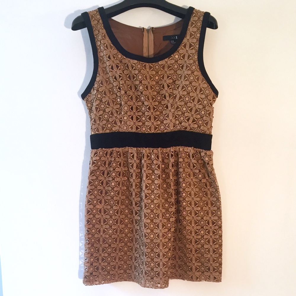 Forever 21 Brown Lace Dress Size M